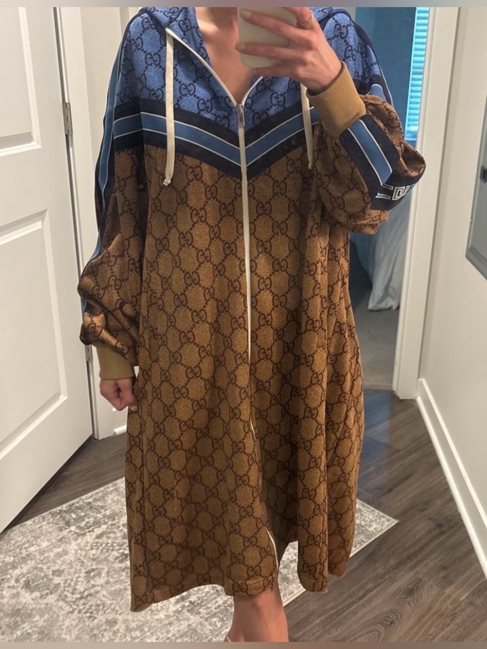Gucci Brown Monogram Hooded jacket Coat with Blue Trim Size XXS OVERSIZED - Picture 4 of 9